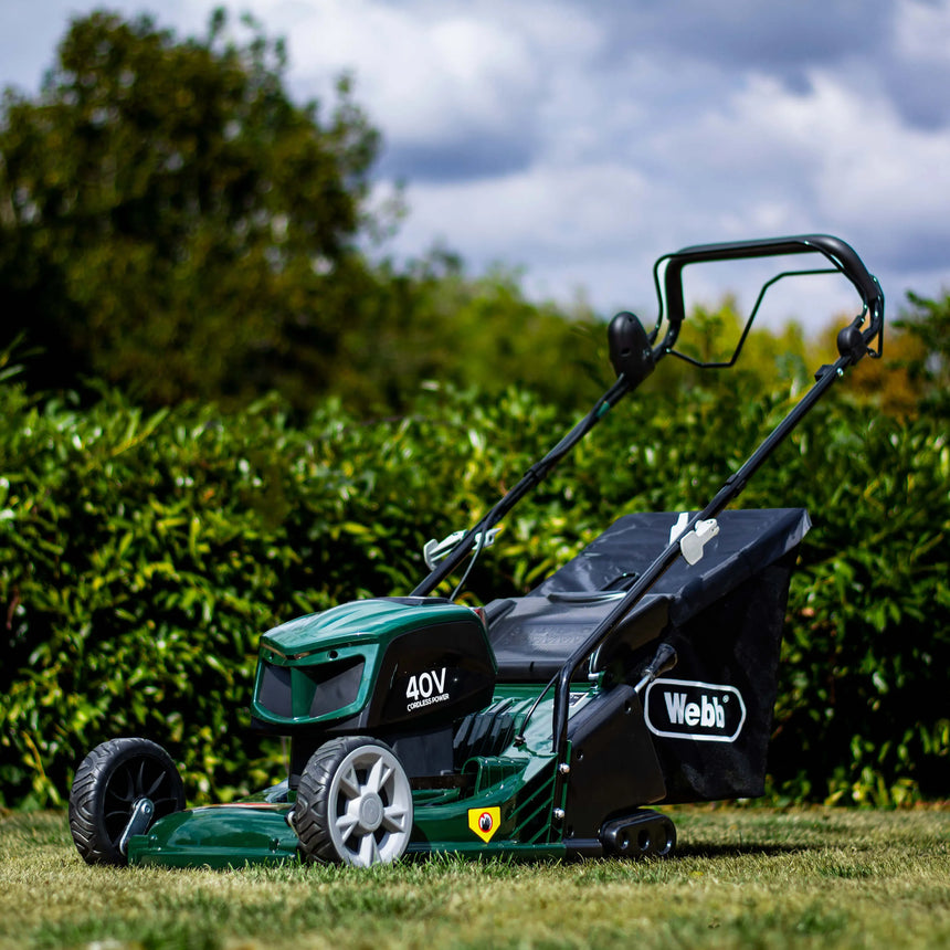 Webb 43cm (17") Self Propelled Cordless 40V Rear Roller Rotary Lawnmower (2 x 4AH Battery & Charger)